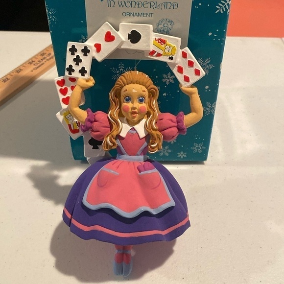 Department 56 Alice with cards Alice in Wonderland ornament - Picture 1 of 7